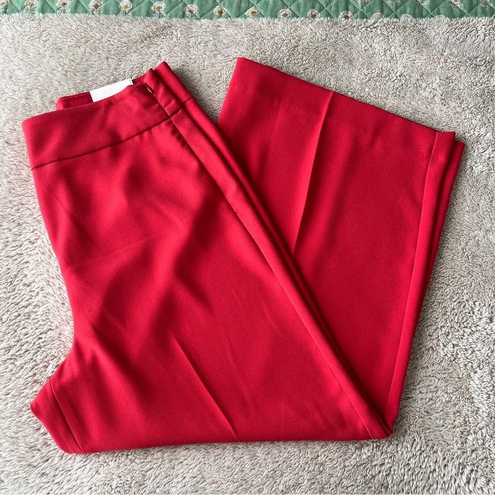 Cropped Pants